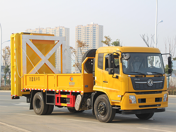 CLW5160TFZD6防撞缓冲车